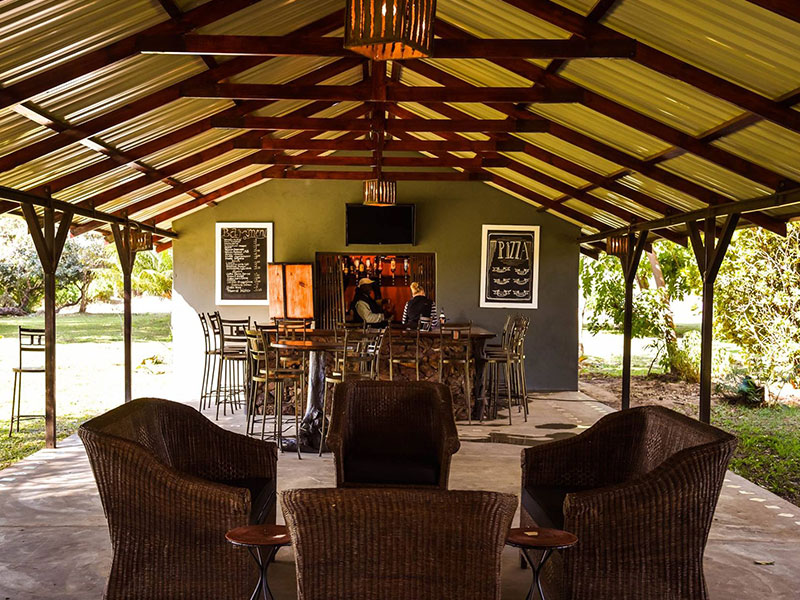 Bar & Catering